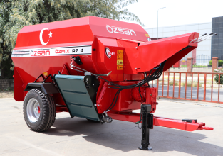 Yatay Tek Helezon Yem Karma Makinesi RZ4